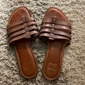 Sz 8 Gianni Bini Flip Flops